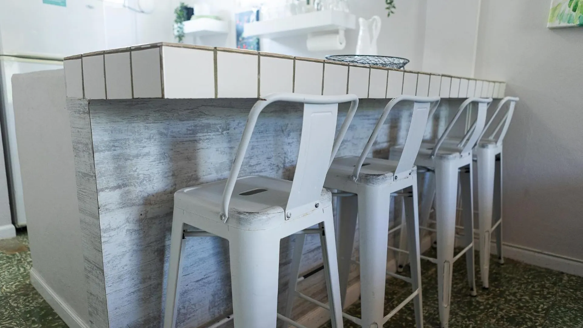 201-Vintage Modern Haven In The City, Near The Beach With Free Parking San Juan 0*,